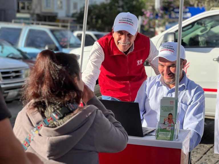 Infonavit: Obtén múltiples créditos para vivienda durante tu vida laboral.