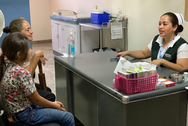 IMSS Aguascalientes inicia campaña de vacunación contra VPH