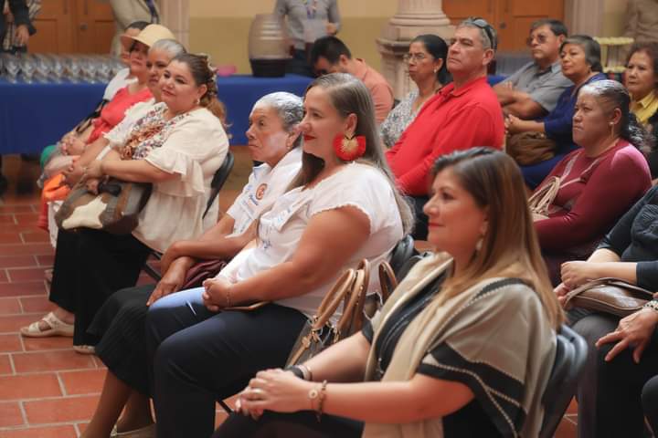 Cocineras tradicionales de Aguascalientes reciben reconocimiento por su labor